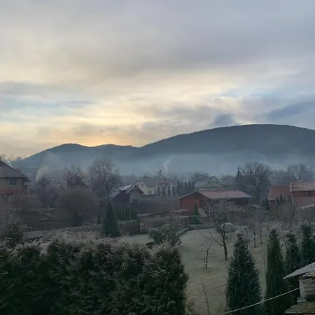 будинок в горах