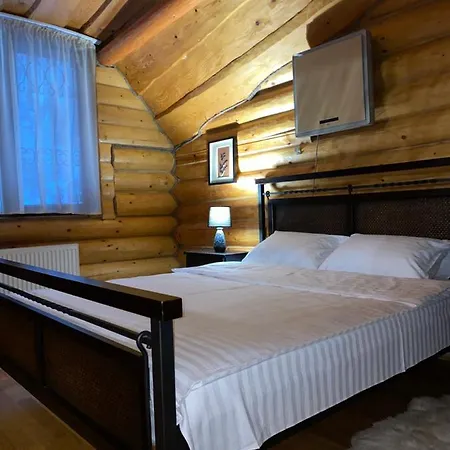 Гостевой дом будинок в горах 4*