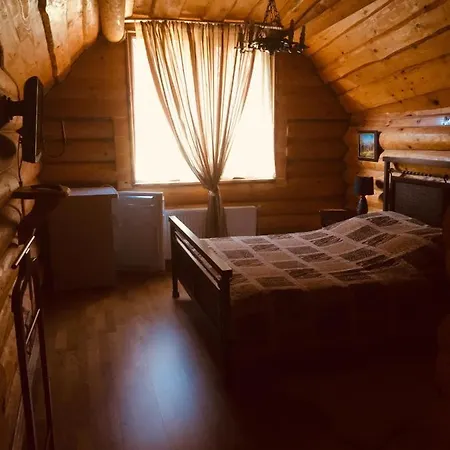 Guest house будинок в горах Polyana (Transcarpathia)