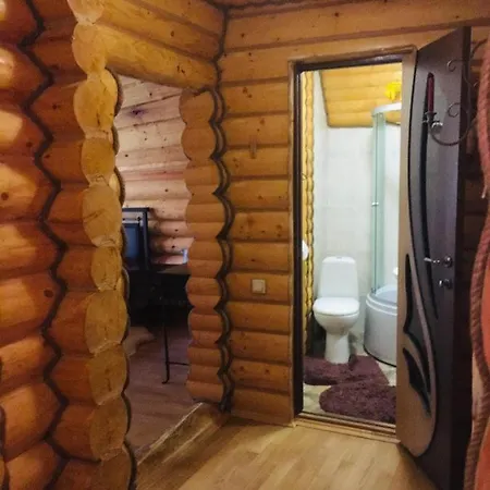 будинок в горах Πανσιόν Polyana (Transcarpathia)