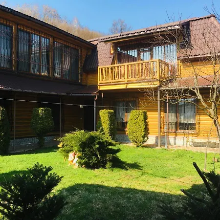 будинок в горах 波利亚纳