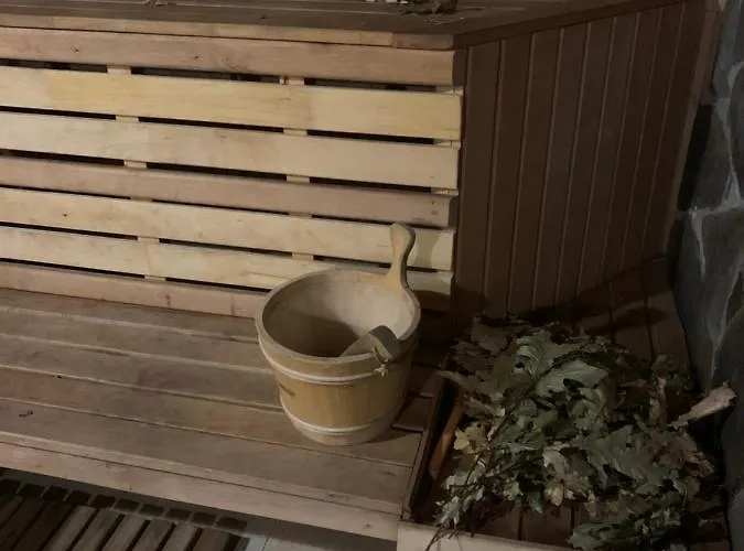 будинок в горах 招待所 4*