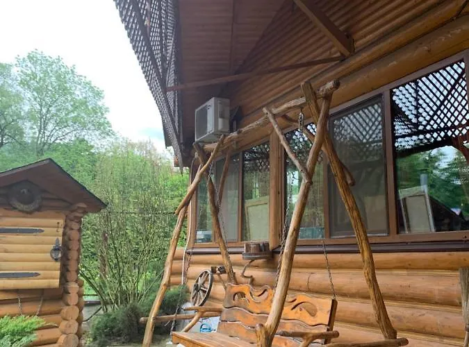 будинок в горах 招待所 4*