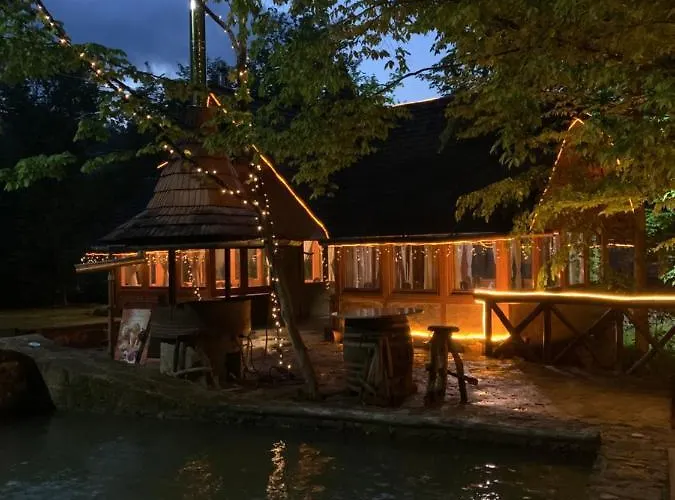 招待所 будинок в горах 4*