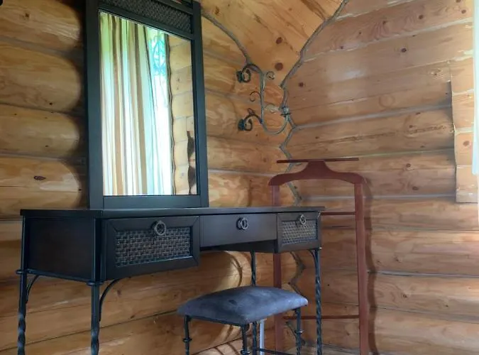 будинок в горах 招待所