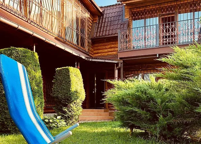 招待所 будинок в горах 波利亚纳