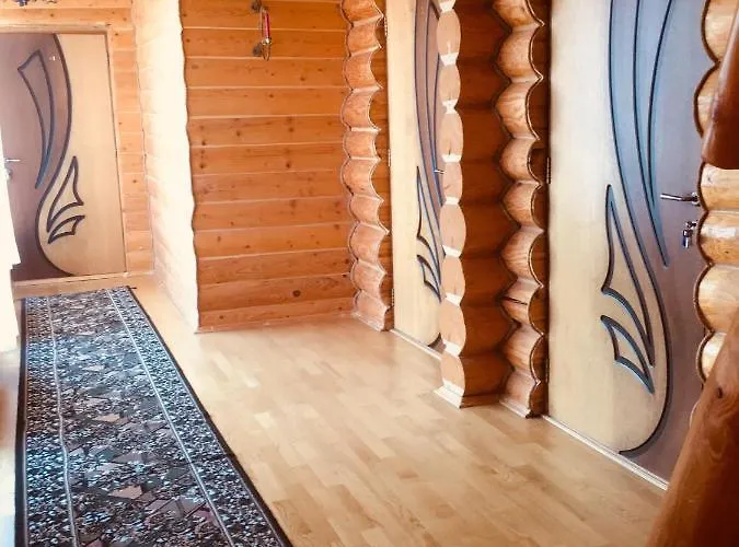 будинок в горах