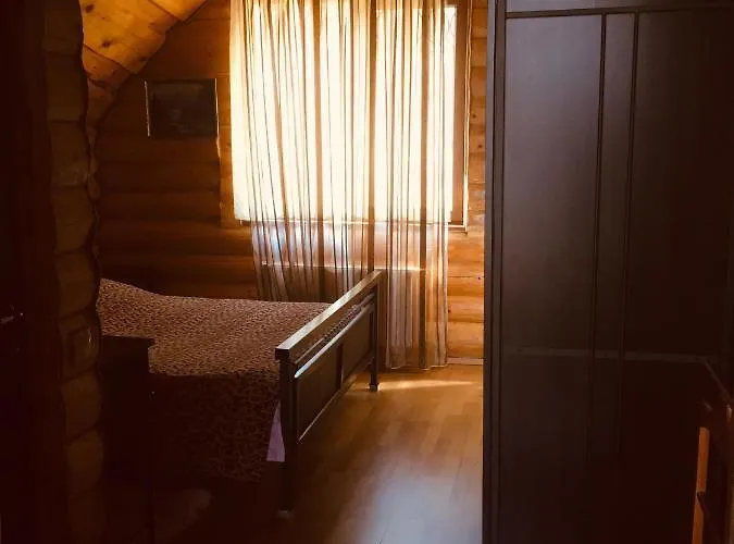 будинок в горах 招待所 4*